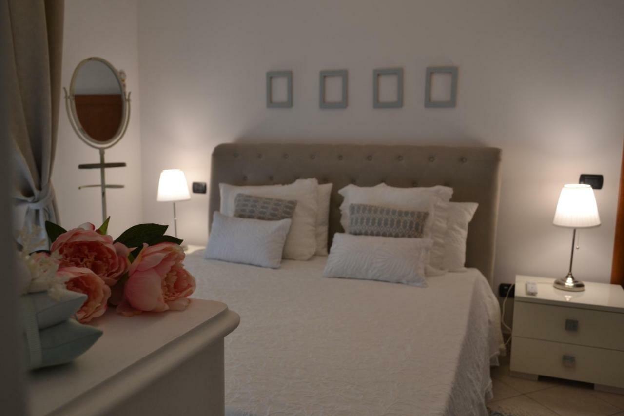 Airport & Fair Suite Apartments Φιουμιτσίνο Εξωτερικό φωτογραφία
