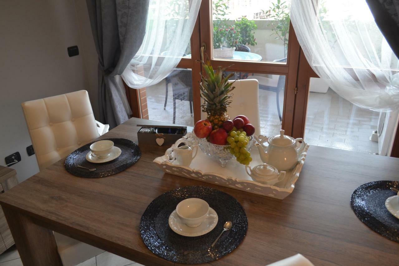 Airport & Fair Suite Apartments Φιουμιτσίνο Εξωτερικό φωτογραφία