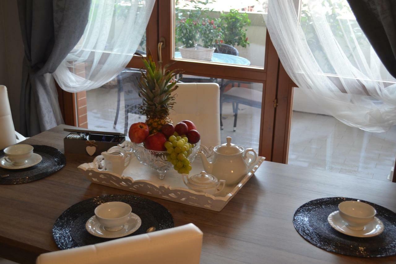 Airport & Fair Suite Apartments Φιουμιτσίνο Εξωτερικό φωτογραφία