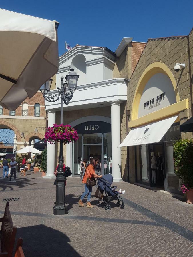Airport & Fair Suite Apartments Φιουμιτσίνο Εξωτερικό φωτογραφία