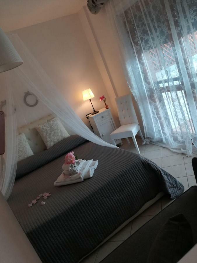 Airport & Fair Suite Apartments Φιουμιτσίνο Εξωτερικό φωτογραφία